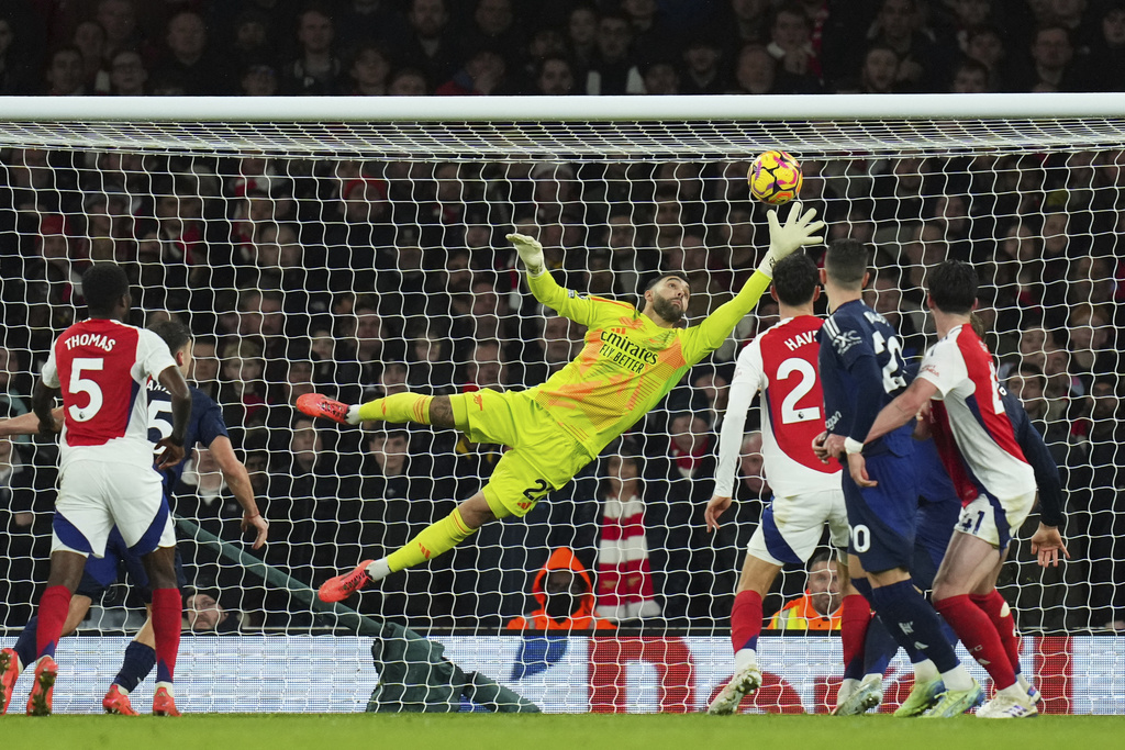 Arsenal Bikin MU Kembali Membumi