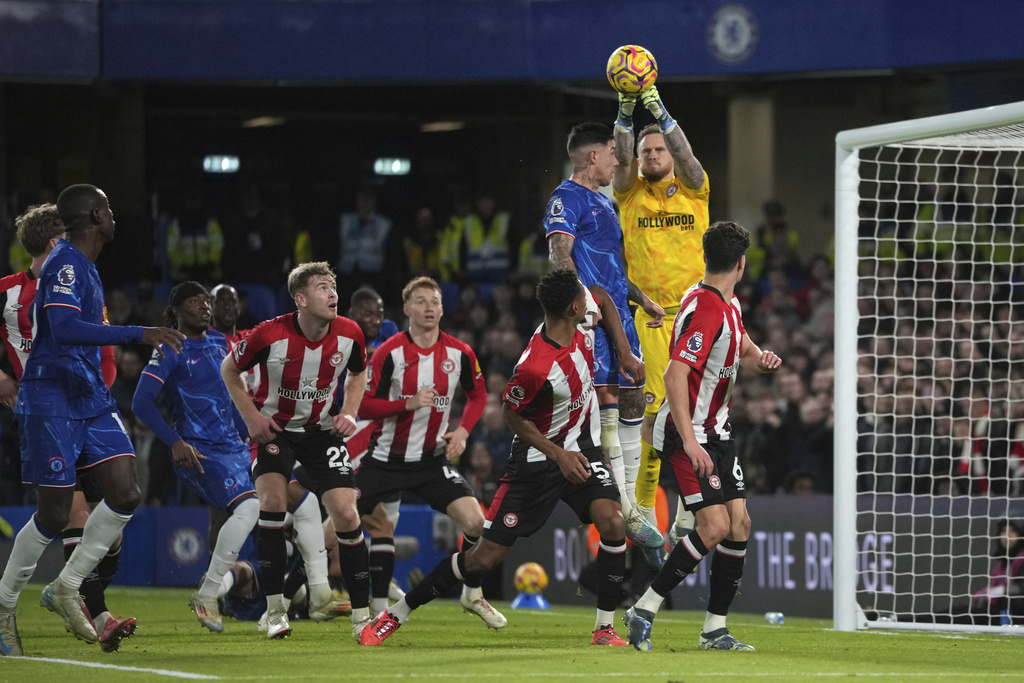 Gasak Brentford, Chelsea Tempel Liverpool di Klasemen Liga Inggris