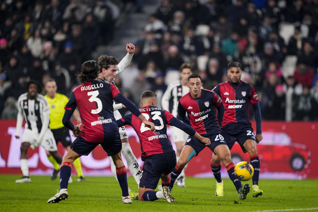 Juventus vs Cagliari: Bianconeri Pesta Gol dan Lolos Semifinal Coppa Italia