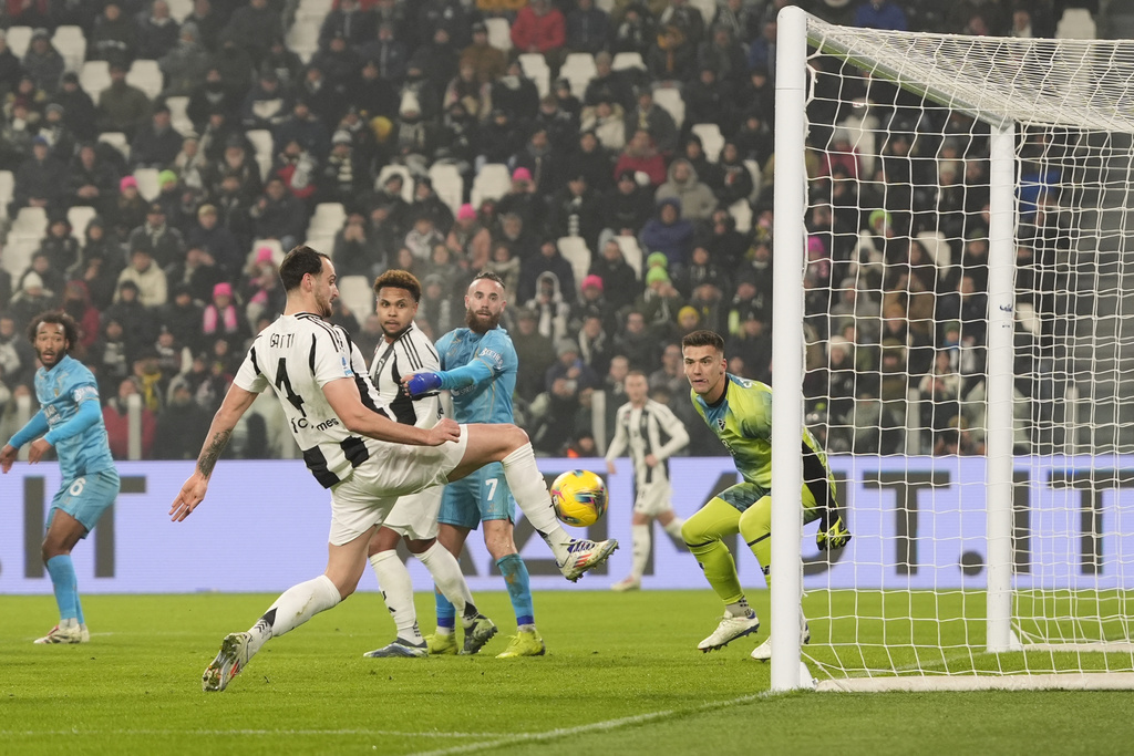 Venezia Nyaris Berpesta, Juventus Diselamatkan Penalti Vlahovic