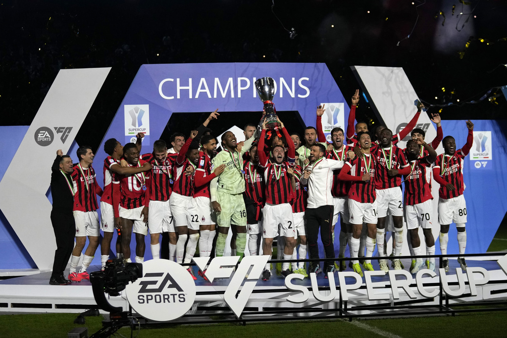 Selebrasi AC Milan Usai Juara Supercoppa Italiana 2024