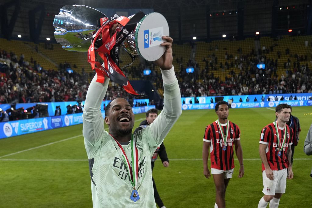 Selebrasi AC Milan Usai Juara Supercoppa Italiana 2024