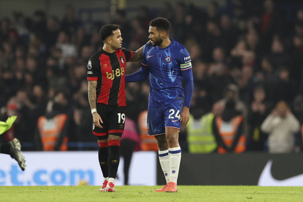 Chelsea vs Bournemouth: Diselamatkan Reece James