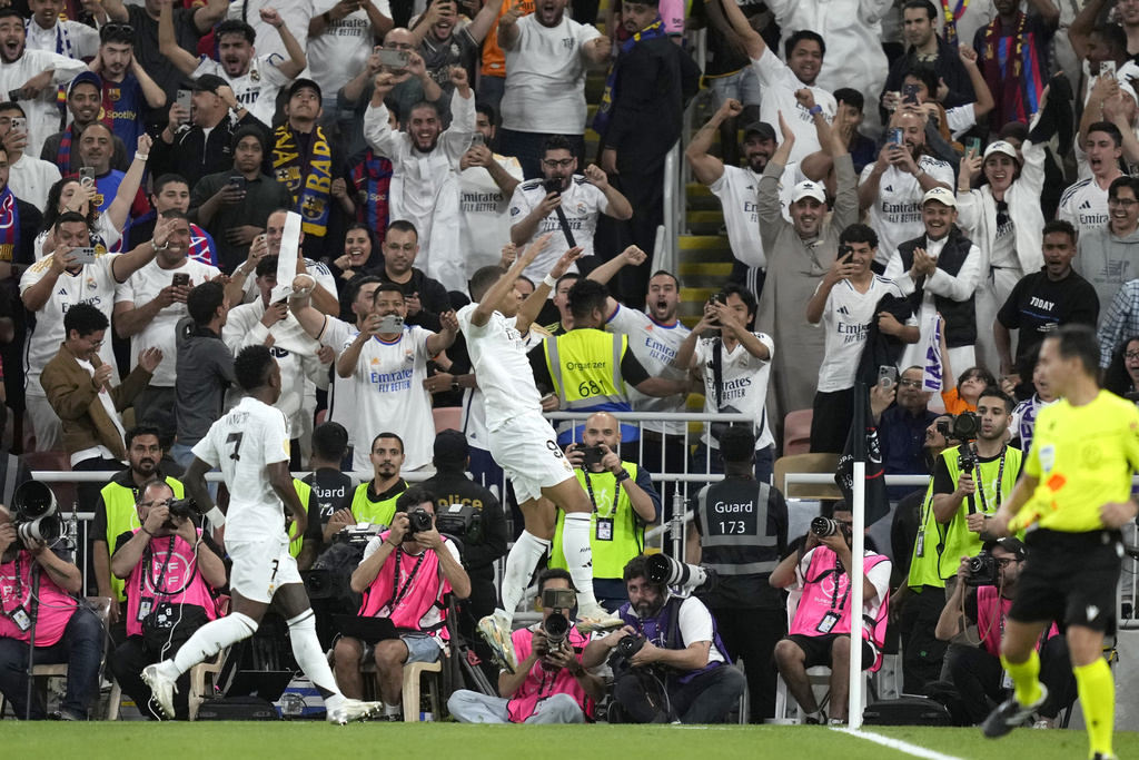 Madrid vs Barcelona di Supercopa de Espana: Senyum Blaugrana!