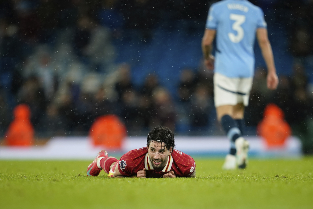 Man City vs Liverpool: Pesta Si Merah di Etihad dan Pucuk yang Dingin