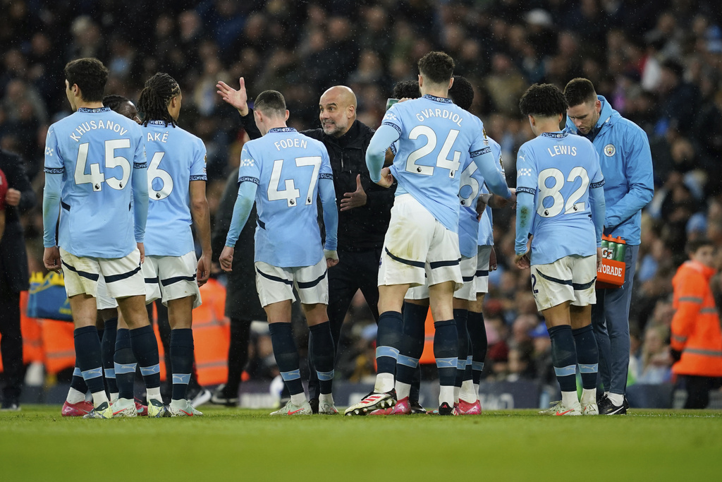 Man City vs Liverpool: Pesta Si Merah di Etihad dan Pucuk yang Dingin