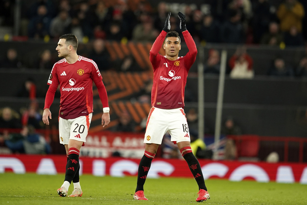 Hattrick Bruno Fernandes Antar MU ke Perempat Final Liga Europa