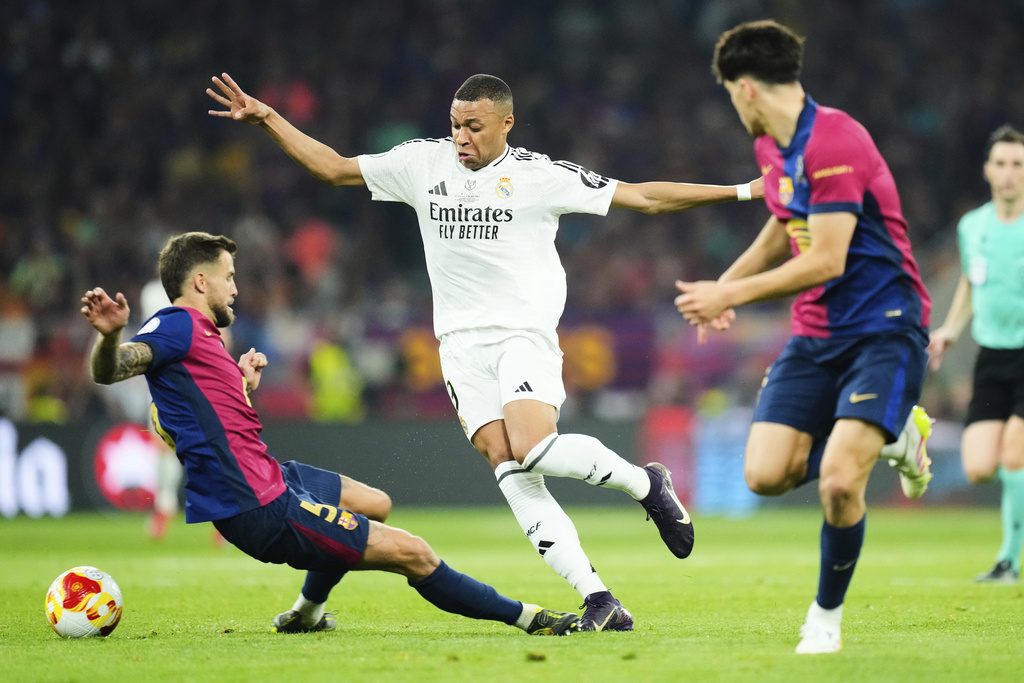 Penuh Drama, Barca Kalahkan Madrid dan Menangi Copa del Rey