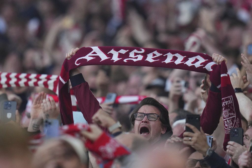 Meriam London Gagal Runtuhkan Tembok PSG