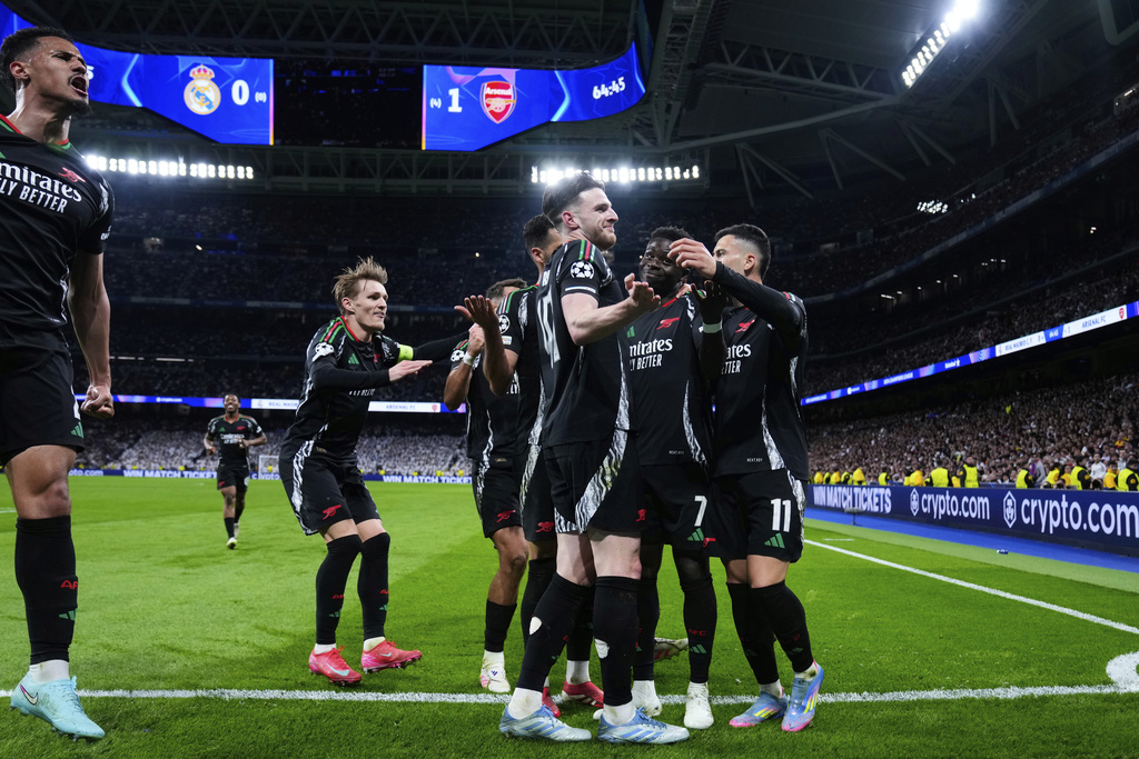 Pesta Arsenal dan Tangis Madrid di Bernabeu