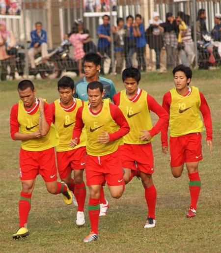 Ahmad Bustomi