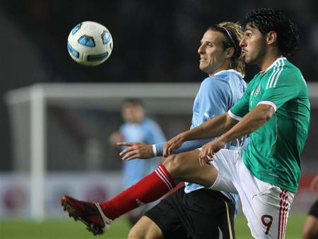 Diego Martin Forlan Corazo