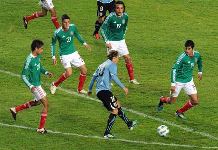 Diego Martin Forlan Corazo