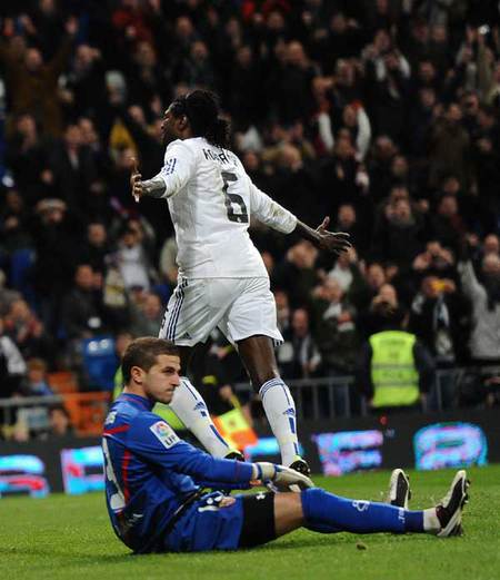 Sheyi Emmanuel Adebayor