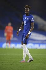 Chelsea Hantam Watford 3-0 Chelsea Hantam Watford 3-0