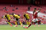 Arsenal Kirim Watford ke Championship