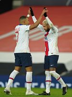 PSG Pecundangi MU di Old Trafford PSG Pecundangi MU di Old Trafford