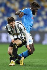 Gol Tunggal Insigne dari Titik Penalti Bikin Juventus Merana Gol Tunggal Insigne dari Titik Penalti Bikin Juventus Merana