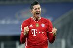Drama 6 Gol dan Comeback Meyakinkan Bayern Munchen