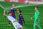 Barca Hajar Huesca, Messi Menggila