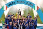 Momen Italia Angkat Trofi Euro 2020, It's Coming to Rome!