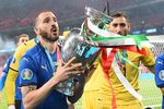 Momen Italia Angkat Trofi Euro 2020, It's Coming to Rome!