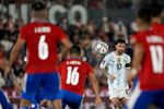 Messi Bermain, Argentina Hanya Curi Satu Poin dari Paraguay