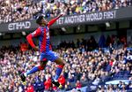 Crystal Palace Berpesta di Markas Man City