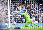 Crystal Palace Berpesta di Markas Man City