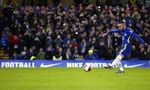 Chelsea Gilas Chesterfield 5-1