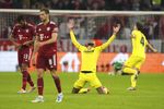 Momen-momen Sedih Pemain Bayern Munchen usai Tersingkir dari Liga Champions