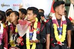 Sambutan Meriah saat Timnas Indonesia U-22 Tiba di Tanah Air