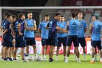 Melihat dari Dekat Pemain Timnas Argentina saat Melakukan Sesi Latihan di SUGBK