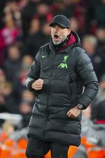 Comeback Liverpool atas Fulham, Satu Kaki di Final