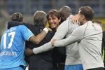 Milan vs Napoli: Partenopei Perkasa di San Siro