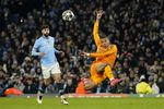 Man City vs Madrid: Senyum Lebar Si Putih di Etihad