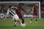 Roma dan Juventus Berbagi Poin di Olimpico