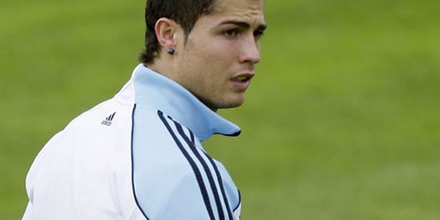 Ronaldo Lahir Kembali di Madrid Ronaldo Lahir Kembali di Madrid