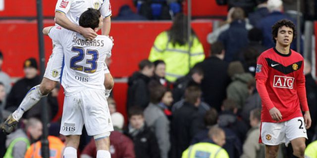 Review: Leeds Singkirkan Setan Merah Review: Leeds Singkirkan Setan Merah