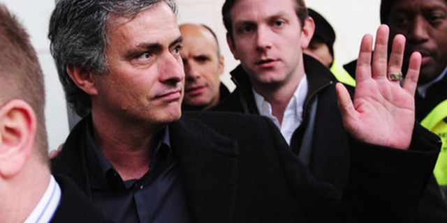 Mourinho Bakal Putus Kontrak? Mourinho Bakal Putus Kontrak?