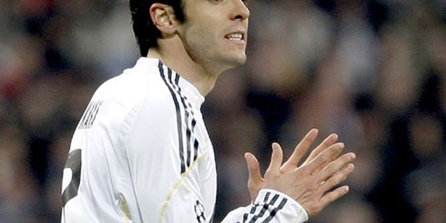 Madrid Parkir Kaka