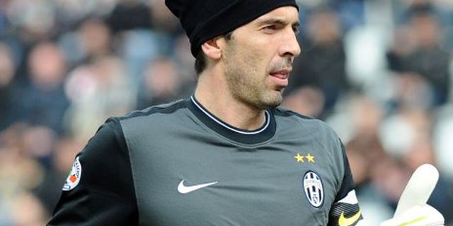 Tukar Buffon dan Melo Dengan RVP Tukar Buffon dan Melo Dengan RVP