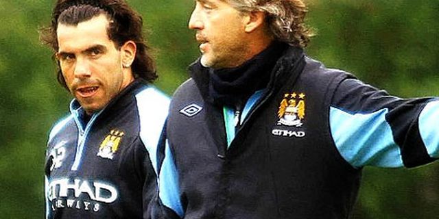 Mancini Persilahkan Tevez Pergi Mancini Persilahkan Tevez Pergi
