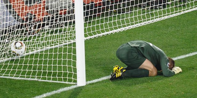 Review: Inggris Tak Sanggup Menang