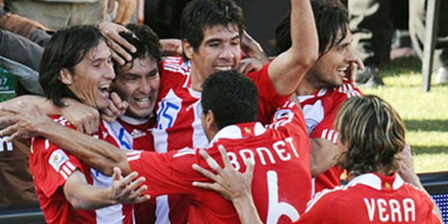 Review: Paraguay Bekuk Slovakia 2 Gol Tanpa Balas