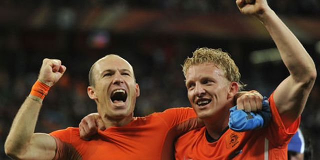 Review: Belanda Melenggang ke Final Review: Belanda Melenggang ke Final