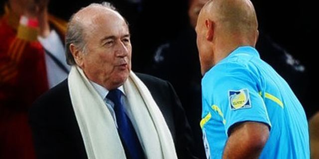 Sepp Blatter Bela Howard Webb Sepp Blatter Bela Howard Webb