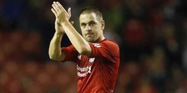 Gerrard: Joe Cole Lebih Baik Dari Messi Gerrard: Joe Cole Lebih Baik Dari Messi