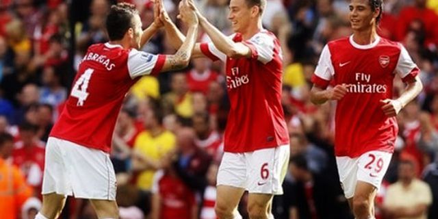 Review: The Gunners Bungkam Bolton