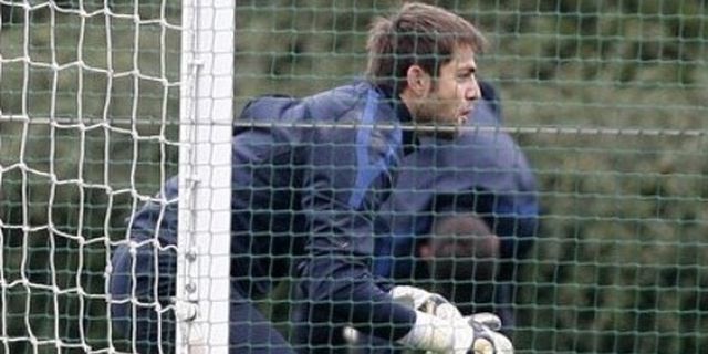 Fabianski: Saya Siap Lawan Chelsea! Fabianski: Saya Siap Lawan Chelsea!